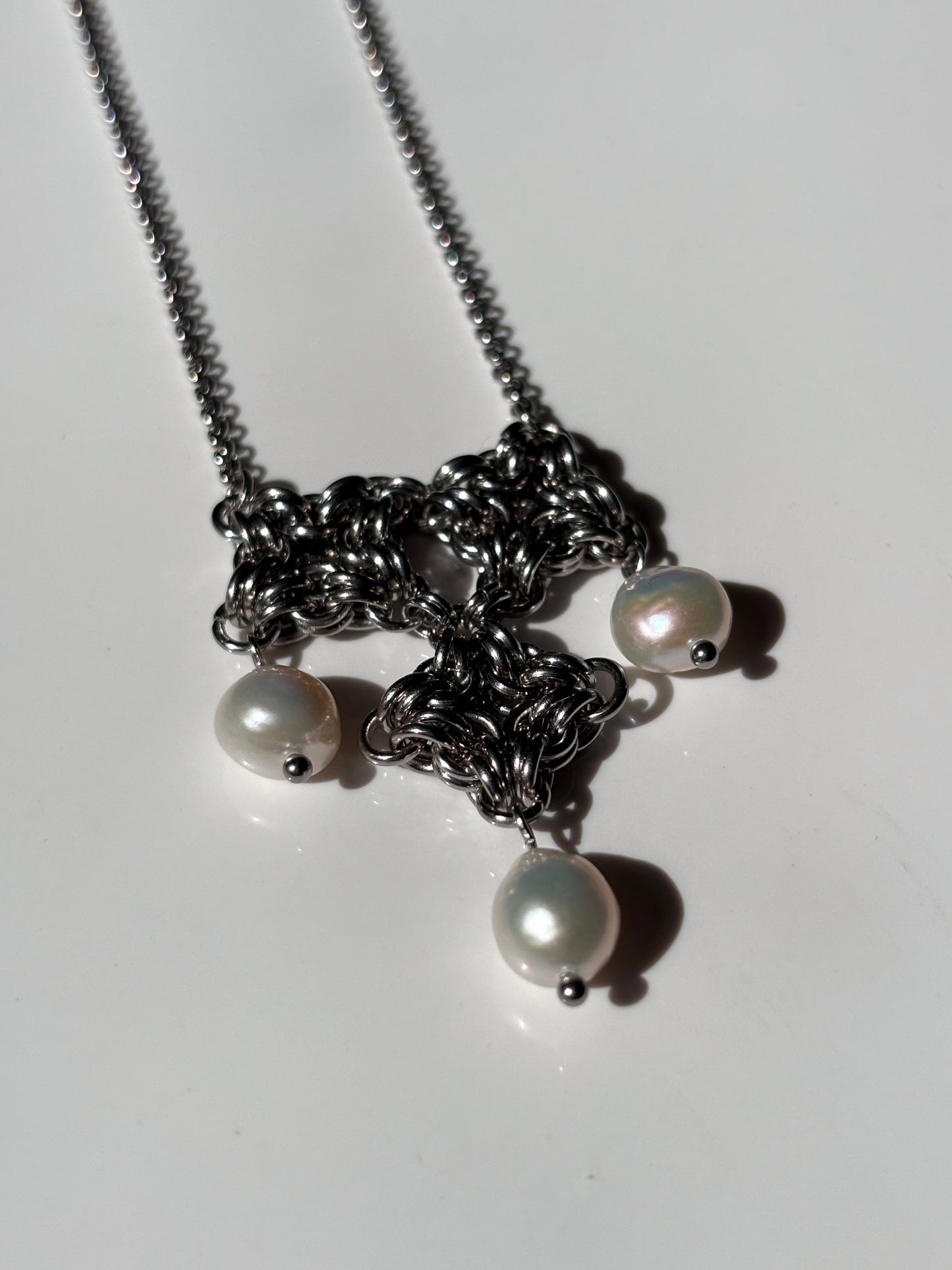 ARTEMIS Pearl Necklace