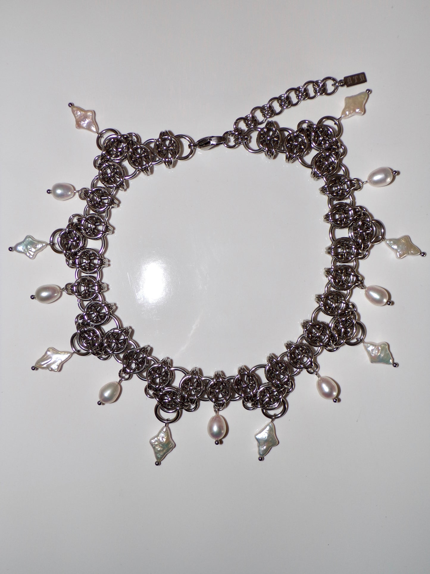 BASTION I Pearl Necklace