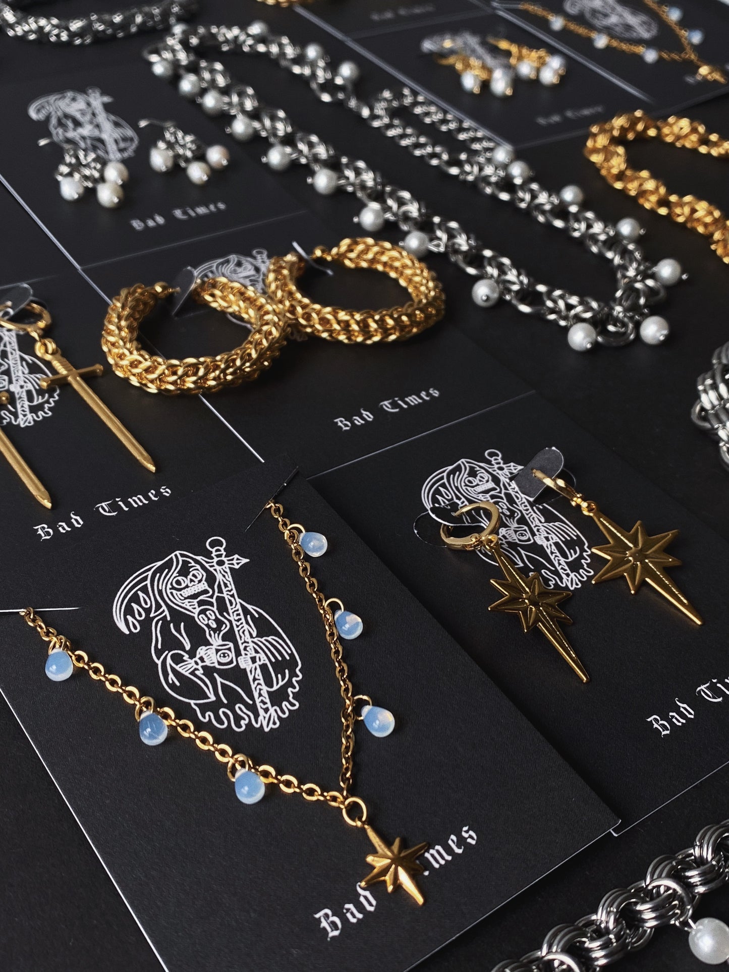 NORTH Earrings Gold
