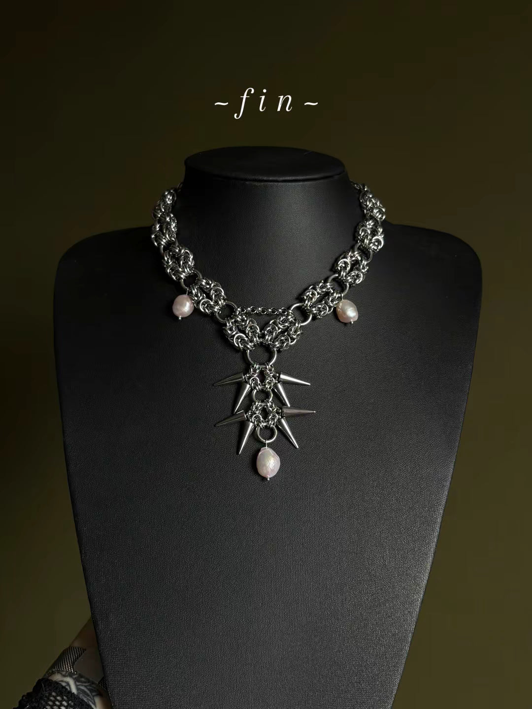 DELPHINE Pearl Necklace