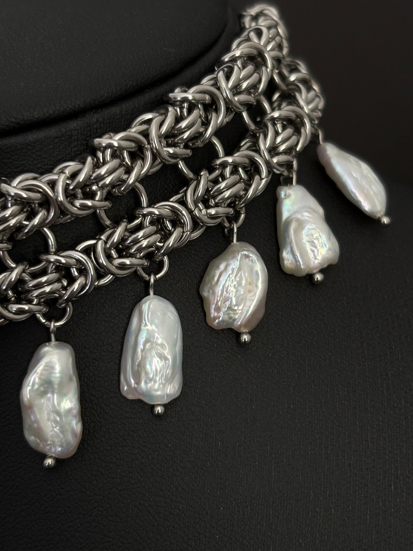 MARIPOSA Pearl Necklace no