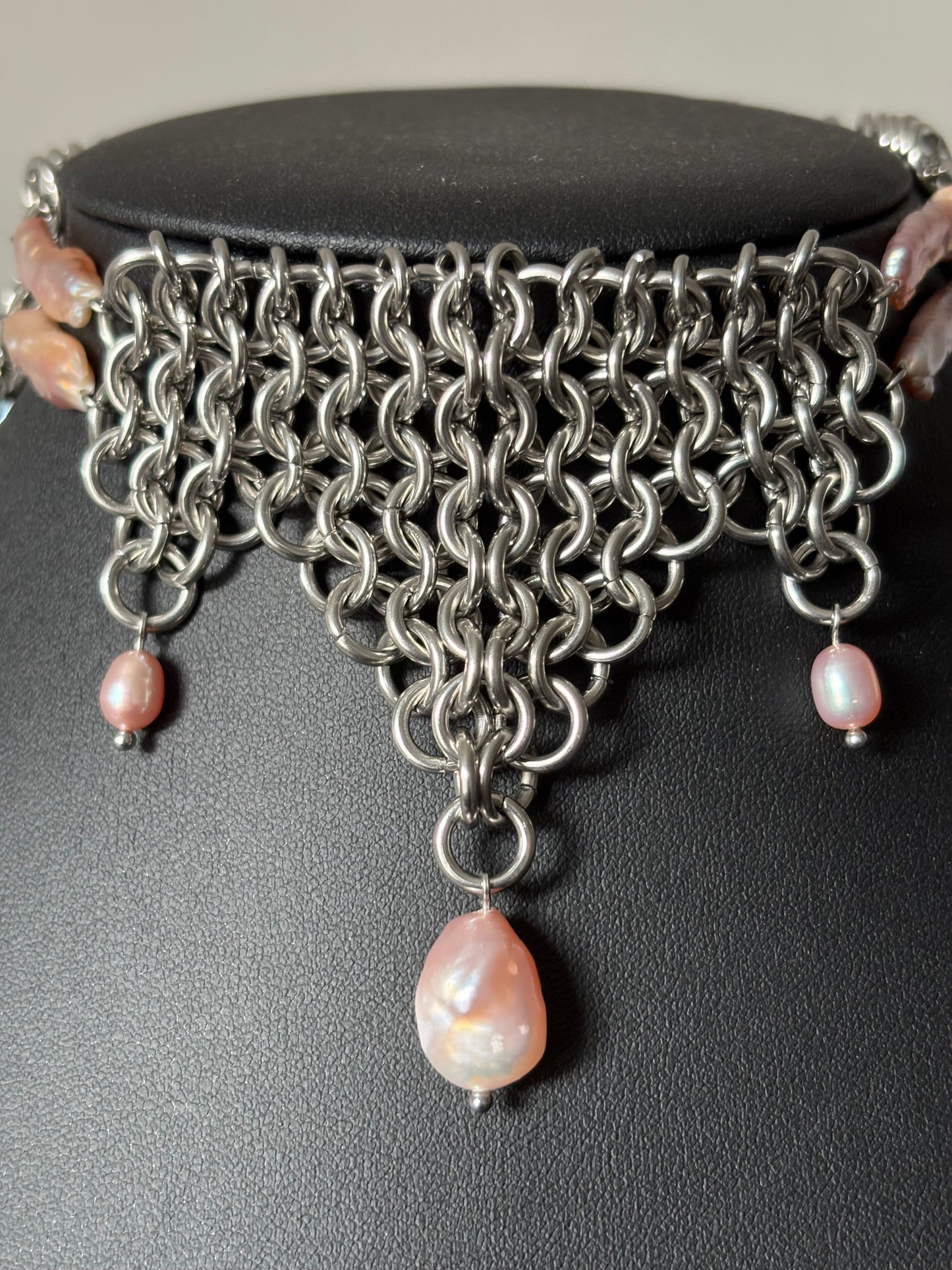 REGINA Pearl Necklace