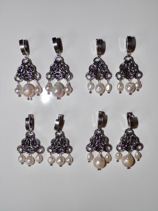 PETRA Pearl Earrings