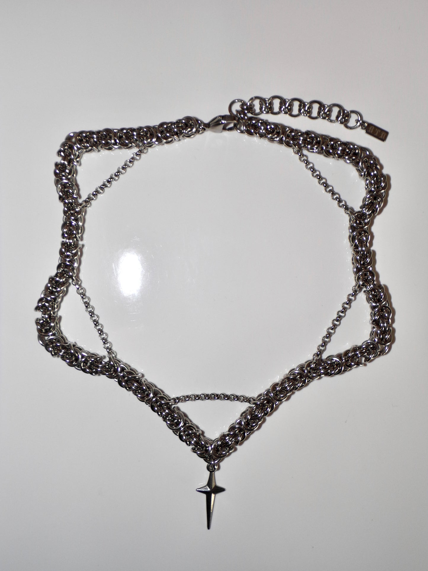 WARD Necklace