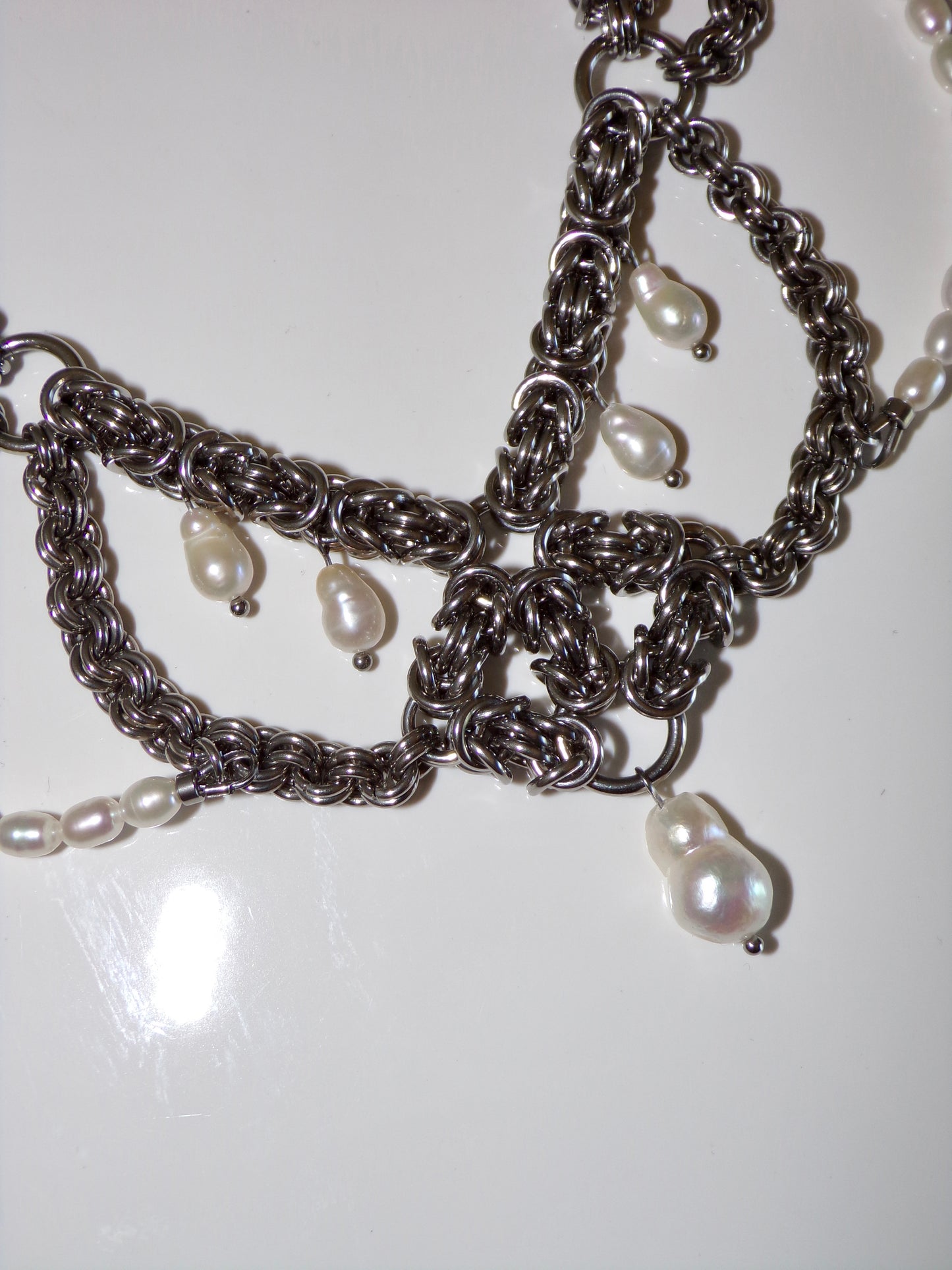 ANDROMEDA II Pearl Necklace