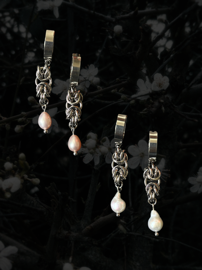 AVA Pearl Earrings