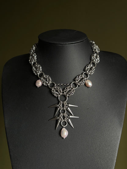 DELPHINE Pearl Necklace