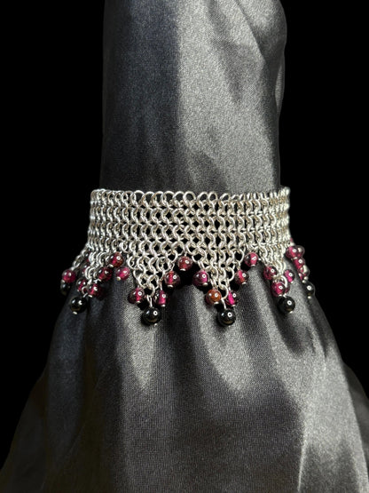 HARLEQUIN Garnet & Onyx Bracelet