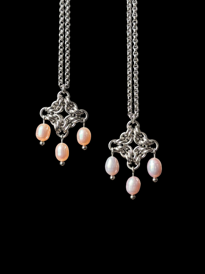 CALISTA Pearl Necklace