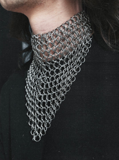 AVENTAIL Necklace