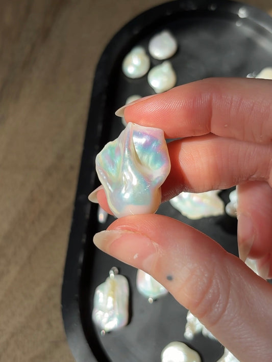 GENEVIEVE Pearl Necklace