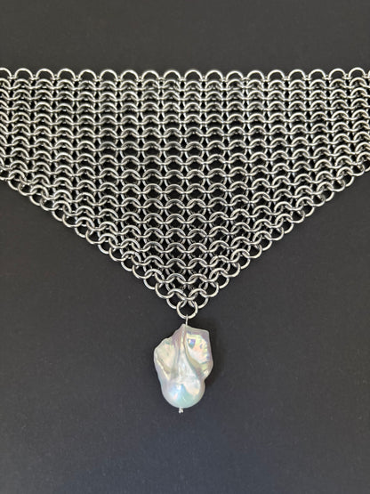 GENEVIEVE Pearl Necklace