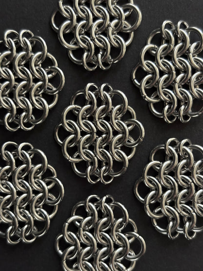 SIREN III Pearl Necklace