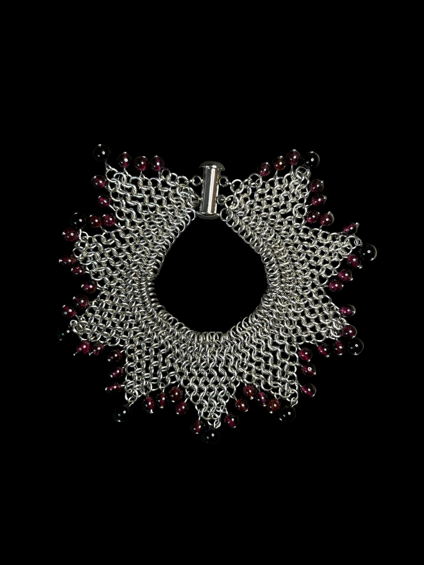 HARLEQUIN Garnet & Onyx Bracelet
