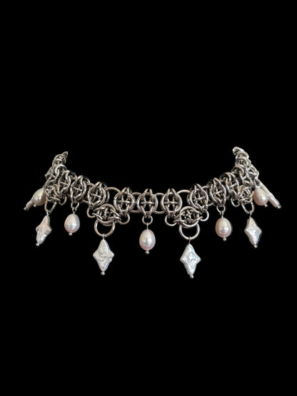 BASTION I Pearl Necklace