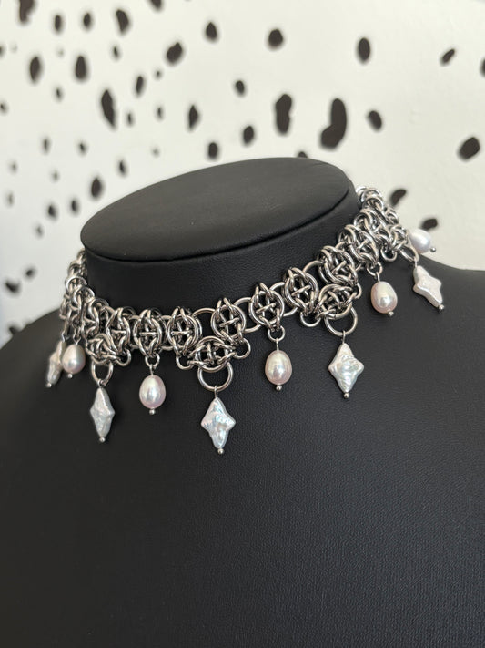 BASTION I Pearl Necklace