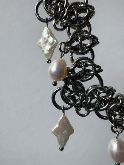 BASTION I Pearl Necklace