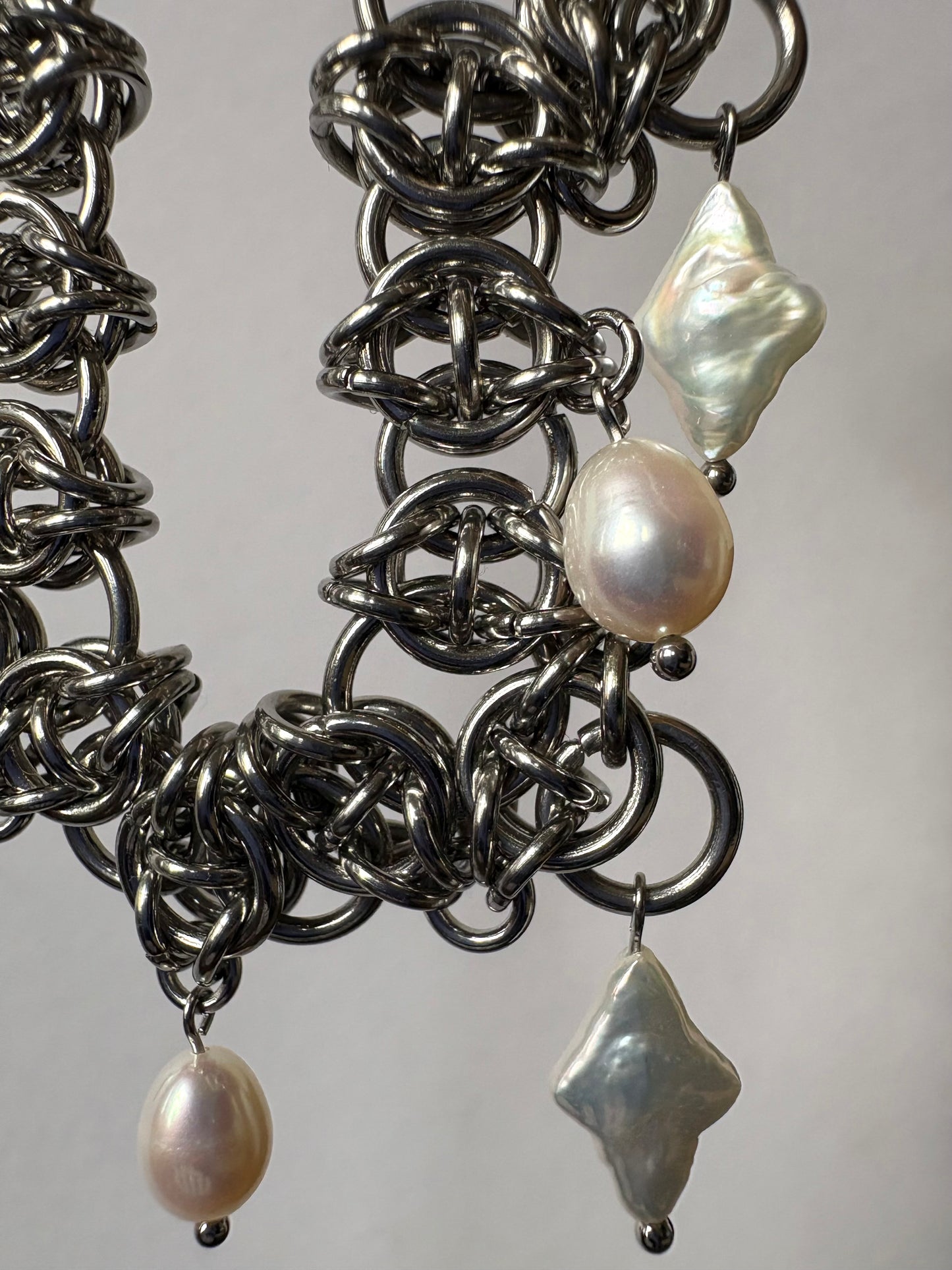 BASTION I Pearl Necklace