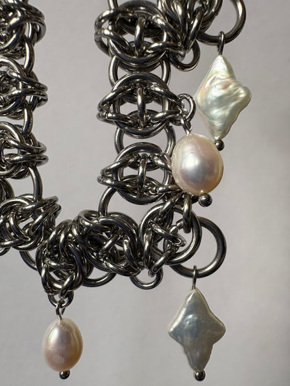 BASTION I Pearl Necklace
