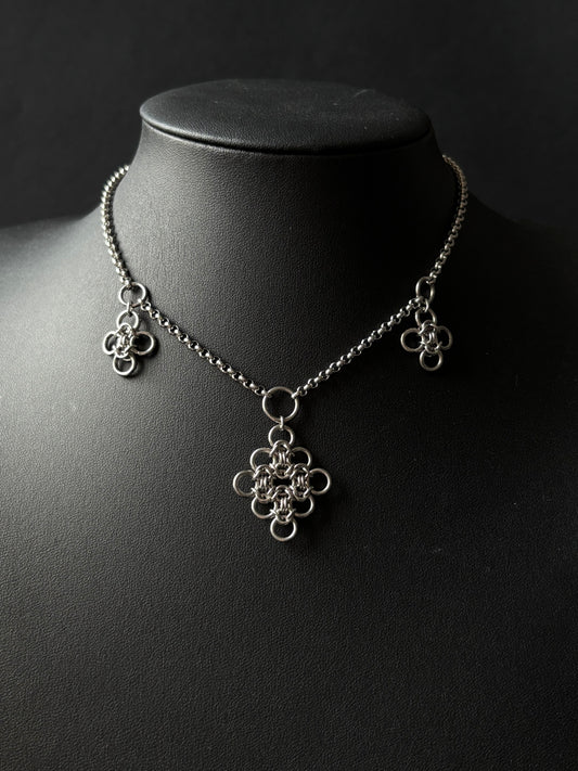 TRACERY Necklace