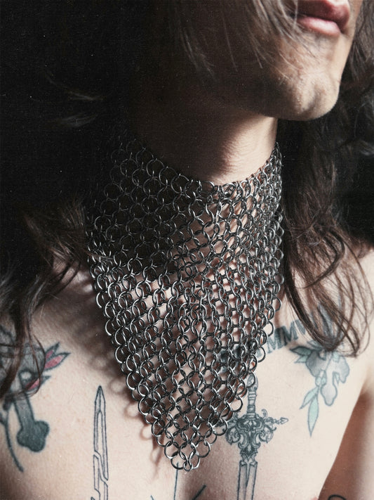 AVENTAIL Necklace