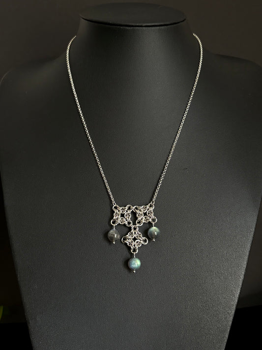 ARTEMIS IV Pearl Necklace
