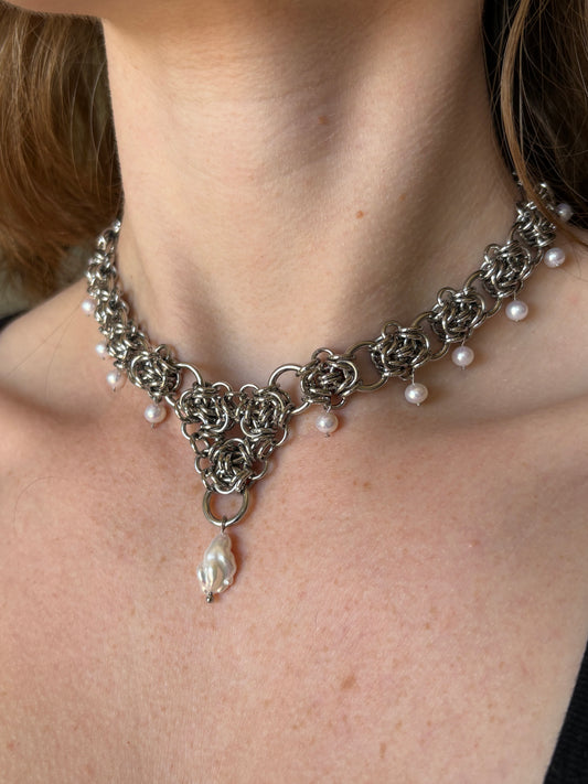 VESTA II Pearl Necklace