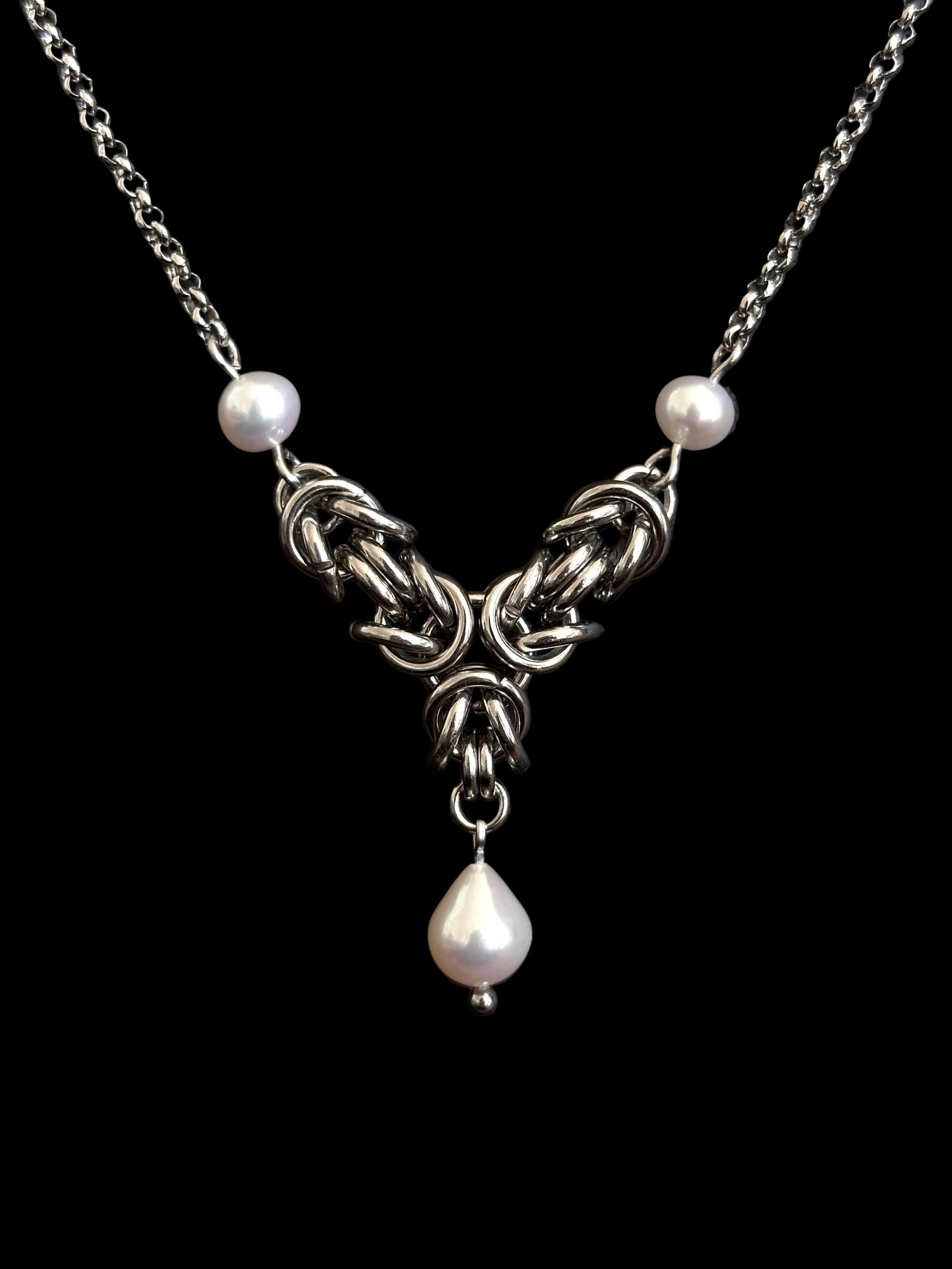 GRACE I Pearl Necklace