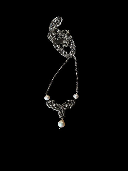GRACE I Pearl Necklace