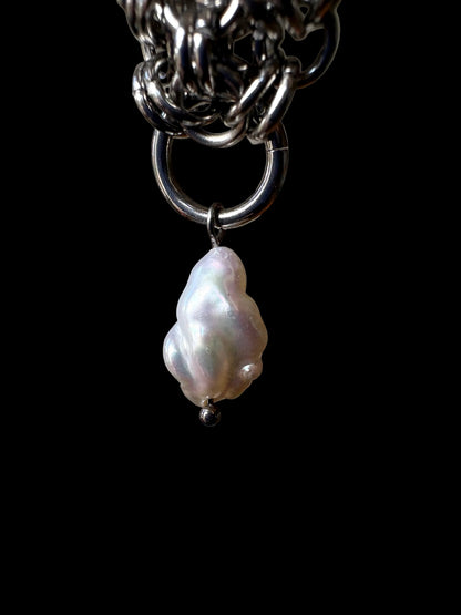VESTA II Pearl Necklace