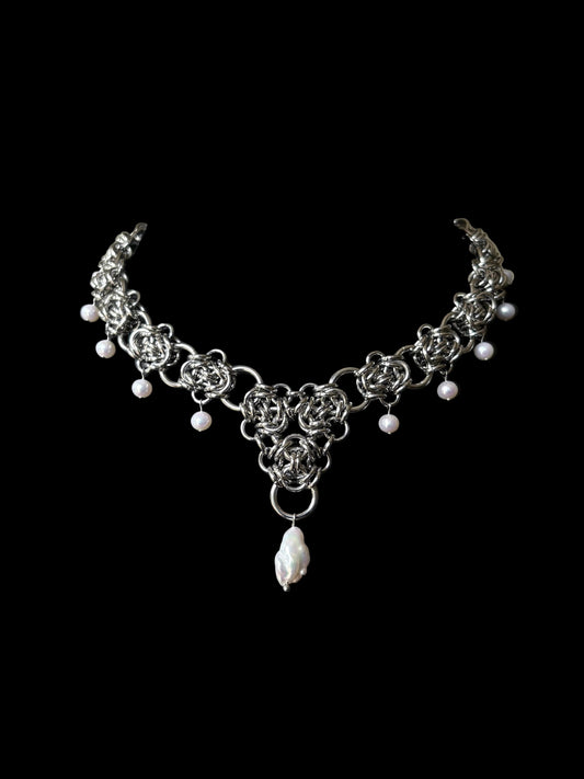 VESTA II Pearl Necklace