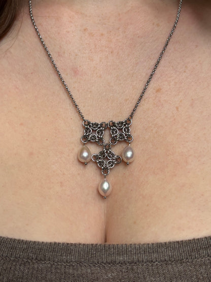 ARTEMIS VIII Pearl Necklace