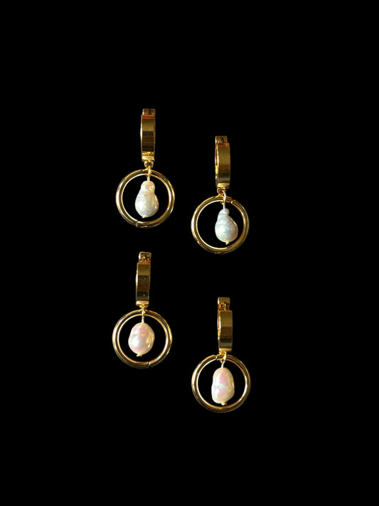 Gold SOLARIS Pearl Earrings