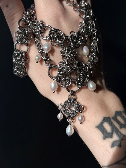 ASTERIA Pearl Necklace