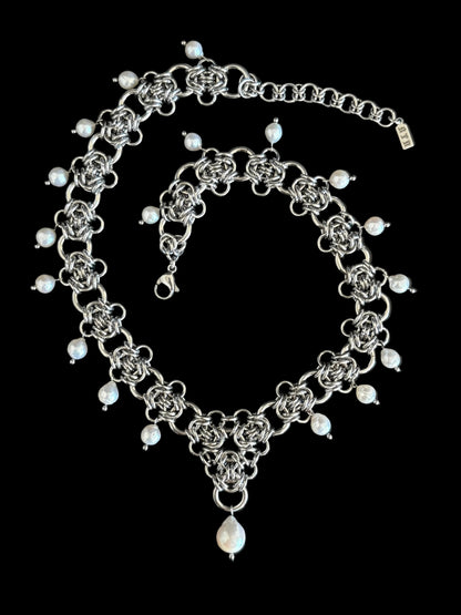 VESTA I Pearl Necklace