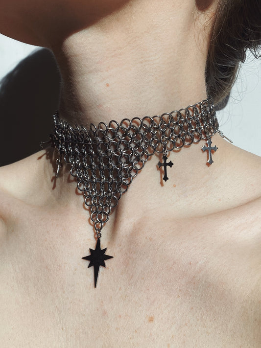 MARTYR Queen Necklace